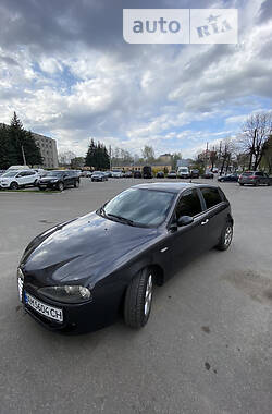 Хэтчбек Alfa Romeo 147 2009 в Житомире