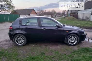Купе Alfa Romeo 147 2002 в Переяславе
