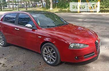 Хэтчбек Alfa Romeo 147 2007 в Глухове