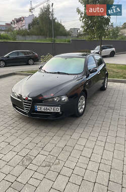 Хэтчбек Alfa Romeo 147 2008 в Ивано-Франковске