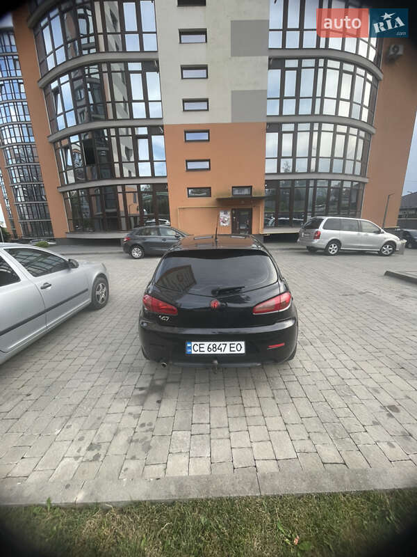 Хэтчбек Alfa Romeo 147 2008 в Ивано-Франковске