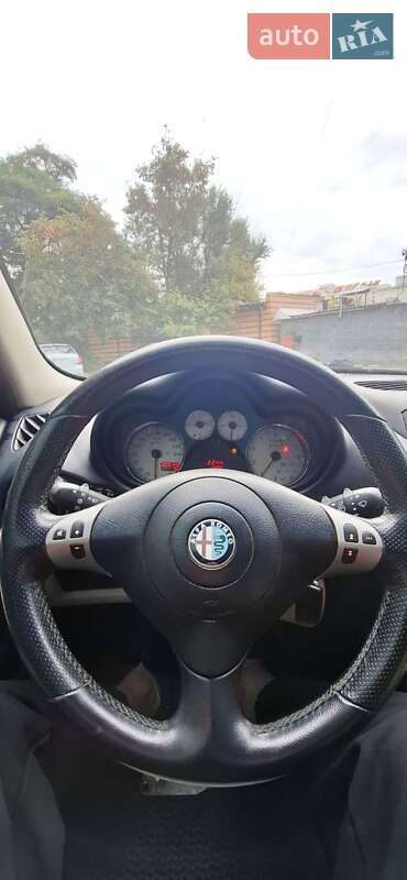 Хэтчбек Alfa Romeo 147 2007 в Киеве фото 17 Хэтчбек Alfa Romeo 147 2007 в Киеве