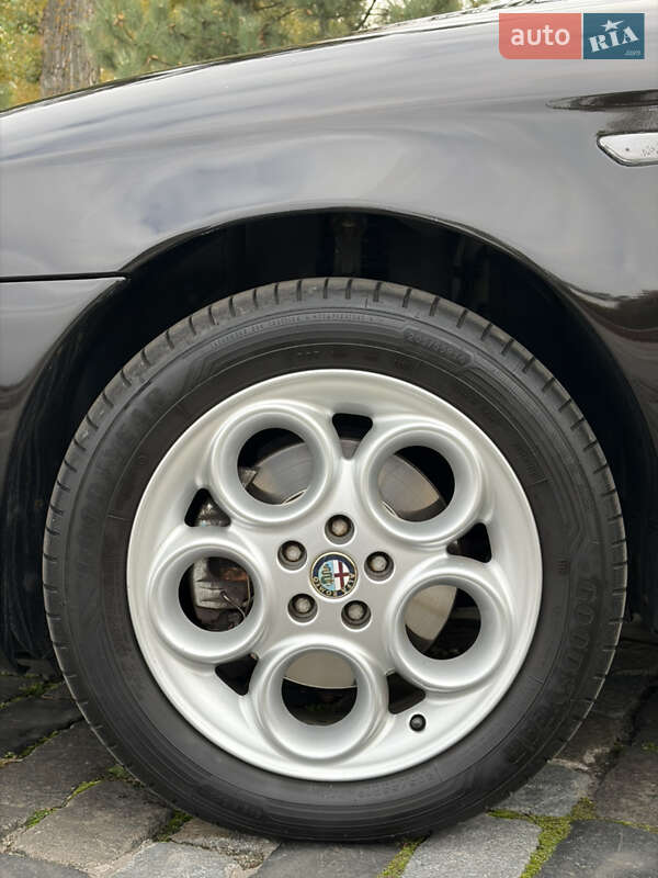 Хэтчбек Alfa Romeo 147 2009 в Киеве