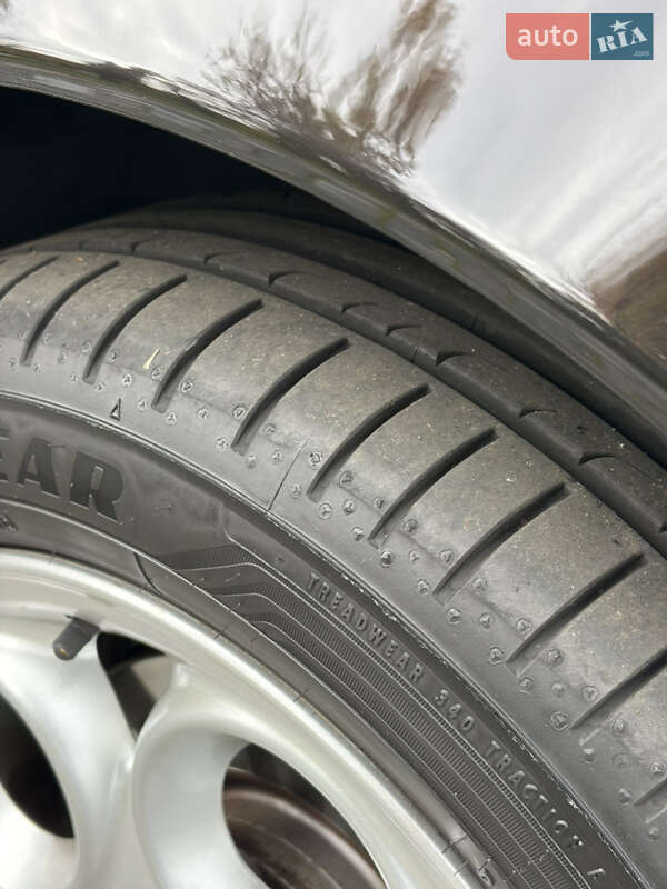 Хэтчбек Alfa Romeo 147 2009 в Киеве