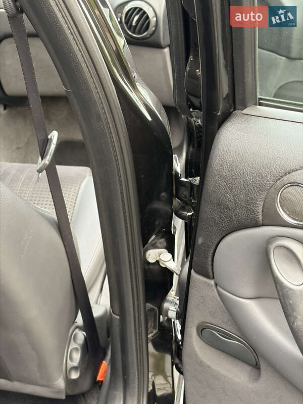 Хэтчбек Alfa Romeo 147 2009 в Киеве