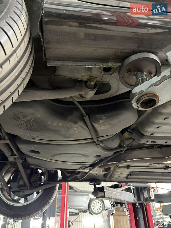 Хэтчбек Alfa Romeo 147 2009 в Киеве