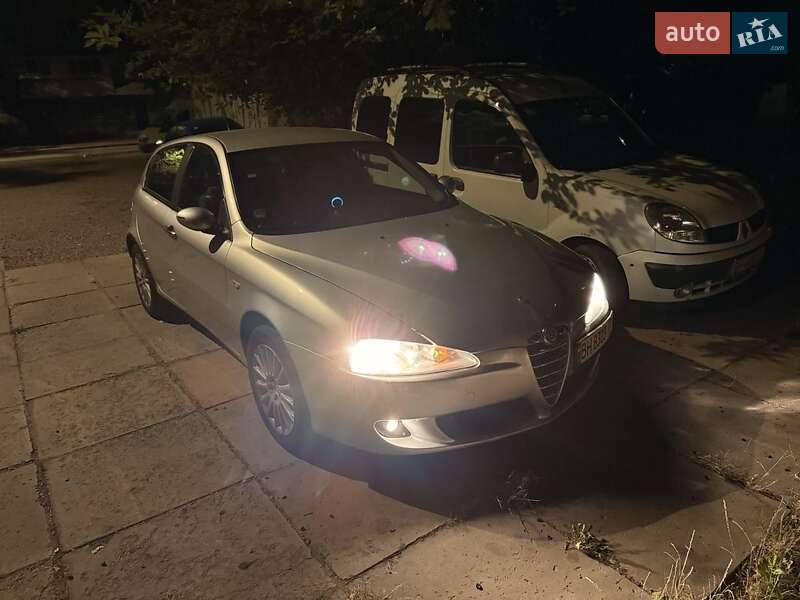 Хэтчбек Alfa Romeo 147 2006 в Одессе