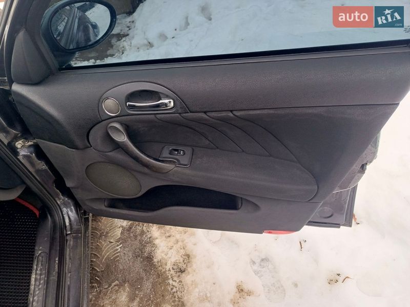 Хэтчбек Alfa Romeo 147 2007 в Остроге