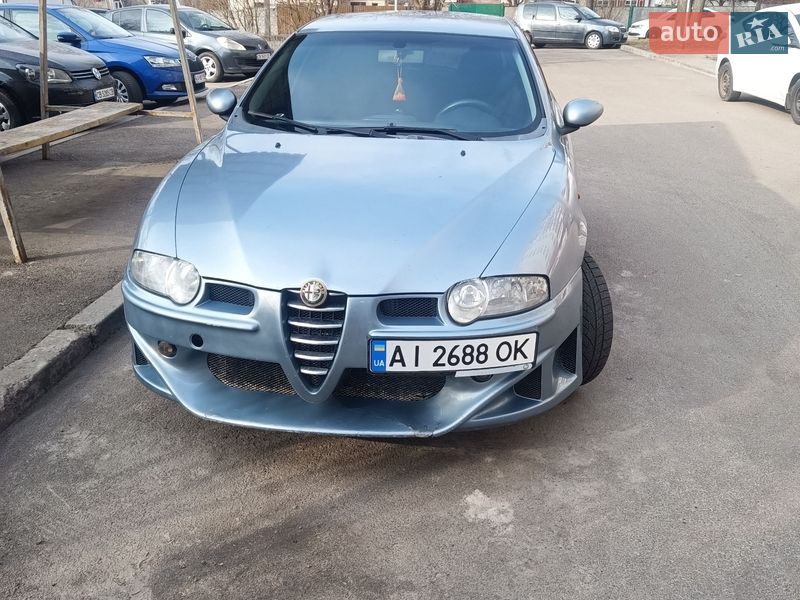 Хетчбек Alfa Romeo 147 2002 в Чернігові