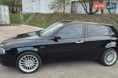 Хэтчбек Alfa Romeo 147 2008 в Львове