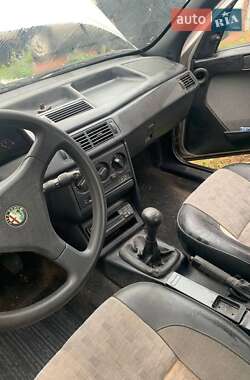 Седан Alfa Romeo 155 1994 в Києві