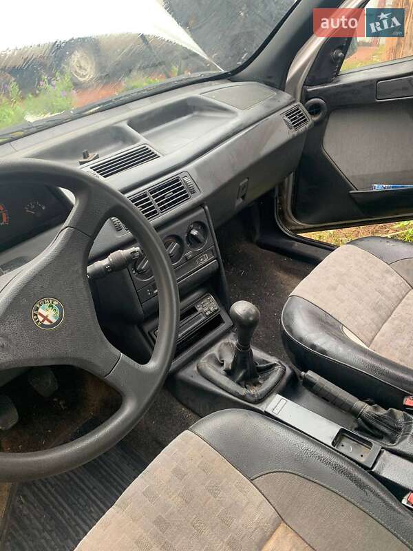 Седан Alfa Romeo 155 1994 в Києві