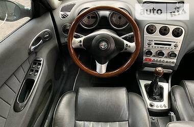 Седан Alfa Romeo 156 2002 в Киеве