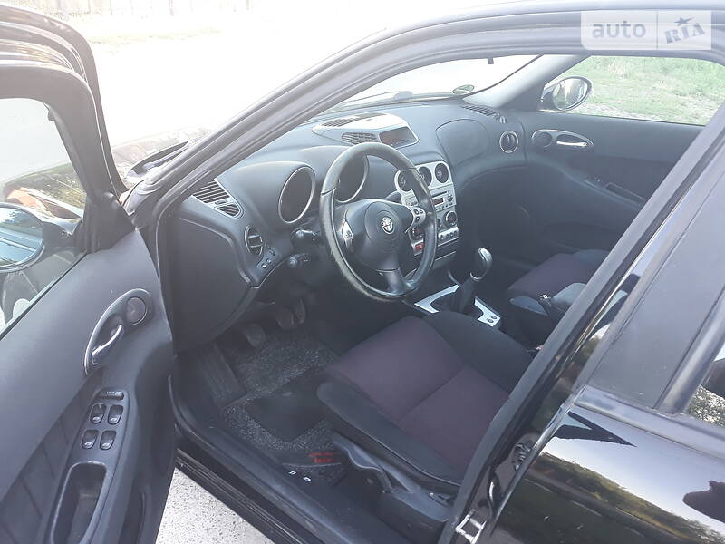Седан Alfa Romeo 156 2003 в Киеве