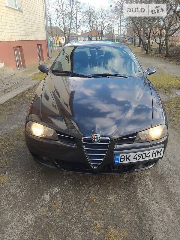 Седан Alfa Romeo 156 2005 в Костополе