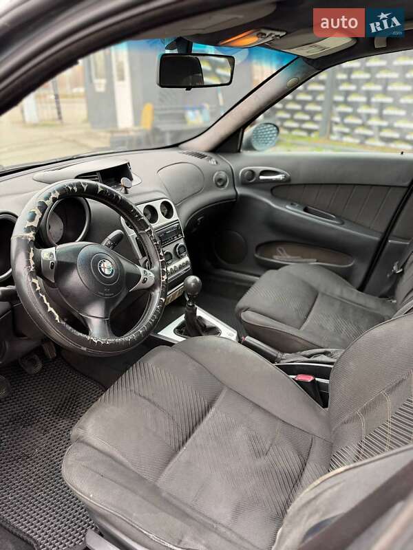 Седан Alfa Romeo 156 2002 в Киеве