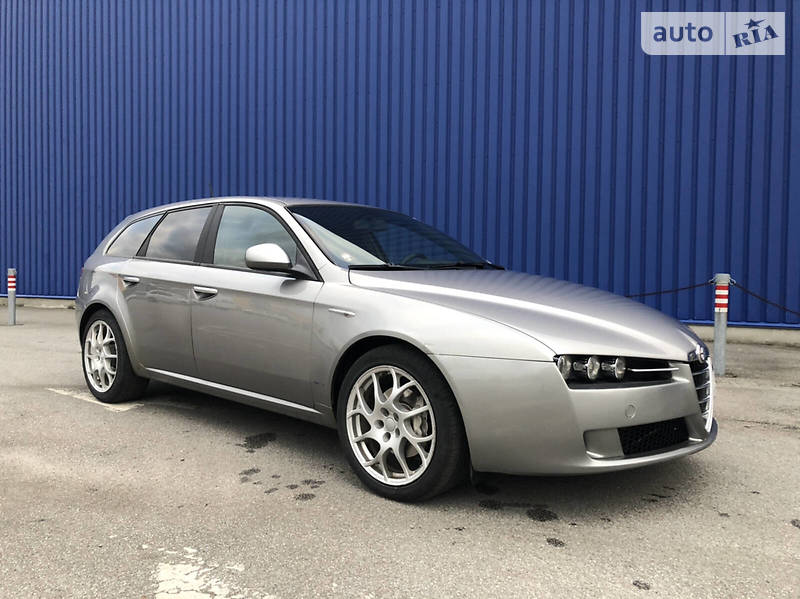 Универсал Alfa Romeo 159 2011 в Черновцах