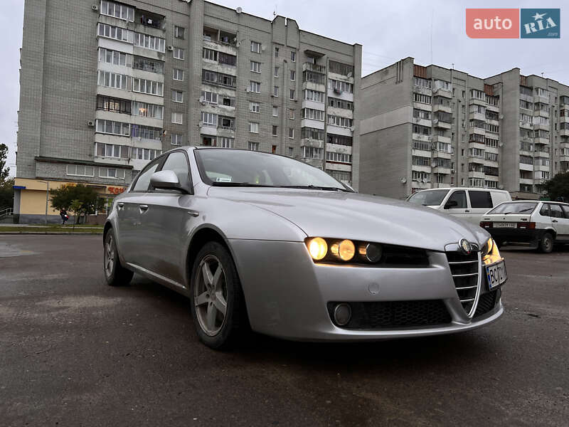 Седан Alfa Romeo 159 2006 в Львове