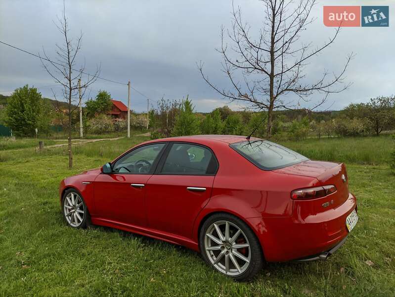 Седан Alfa Romeo 159 2007 в Киеве