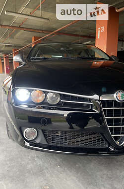 Седан Alfa Romeo 159 2006 в Львове