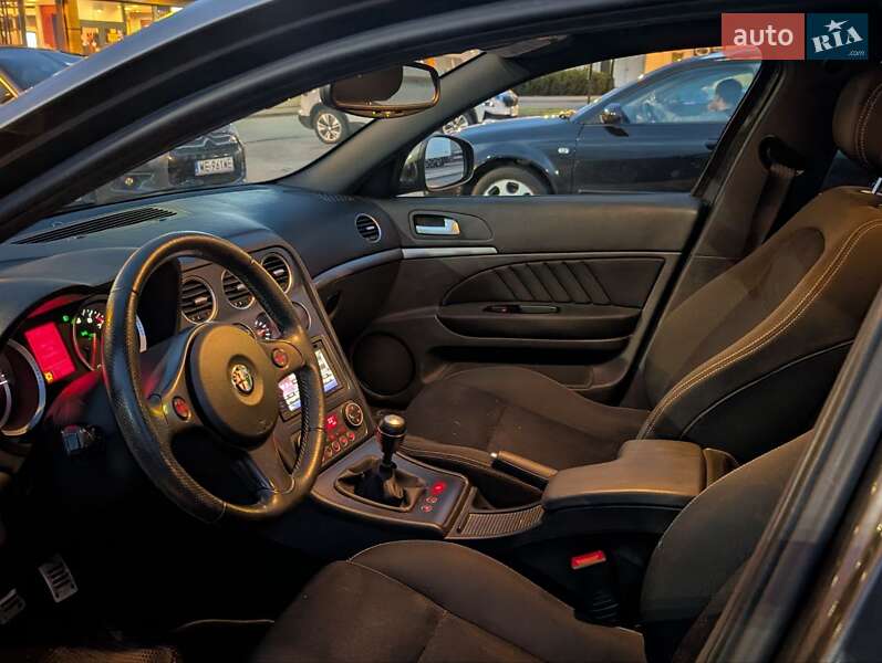 Седан Alfa Romeo 159 2011 в Киеве