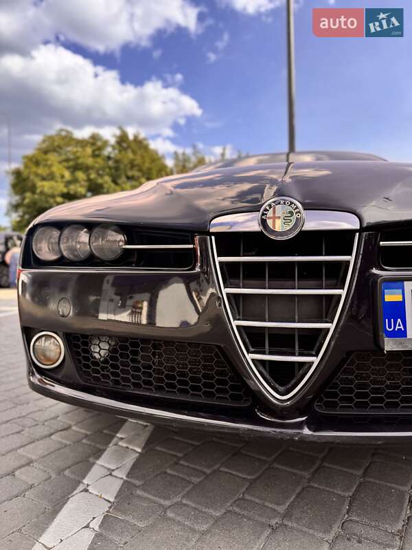 Седан Alfa Romeo 159 2006 в Киеве
