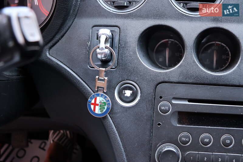 Седан Alfa Romeo 159 2006 в Львове