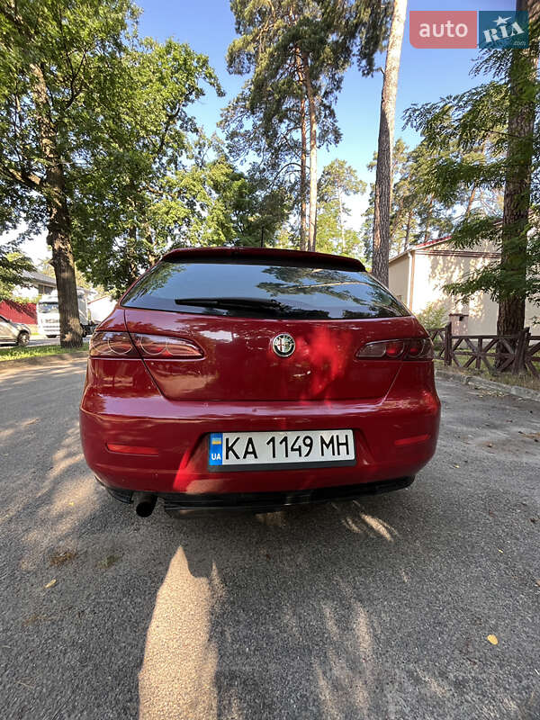 Універсал Alfa Romeo 159 2008 в Києві
