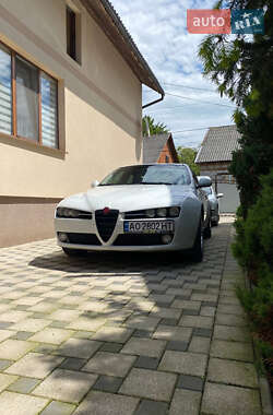 Седан Alfa Romeo 159 2008 в Тячеве