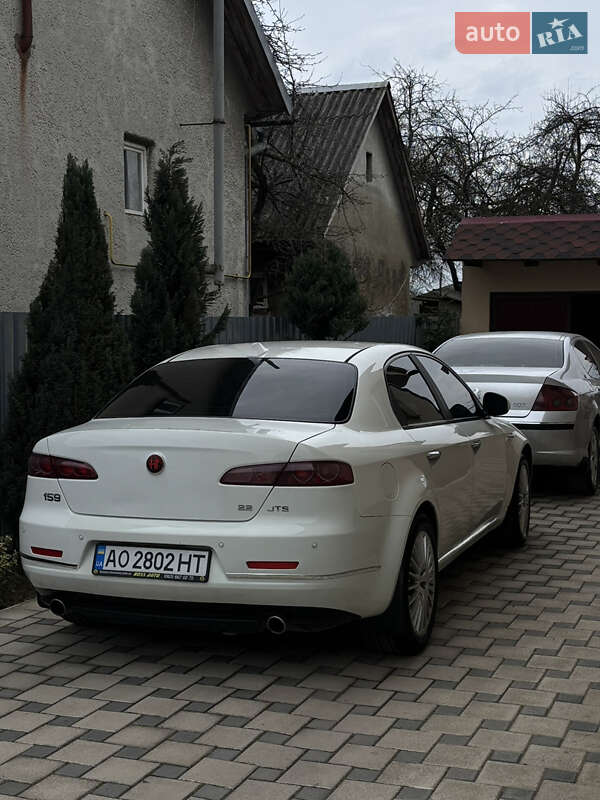 Седан Alfa Romeo 159 2008 в Тячеві
