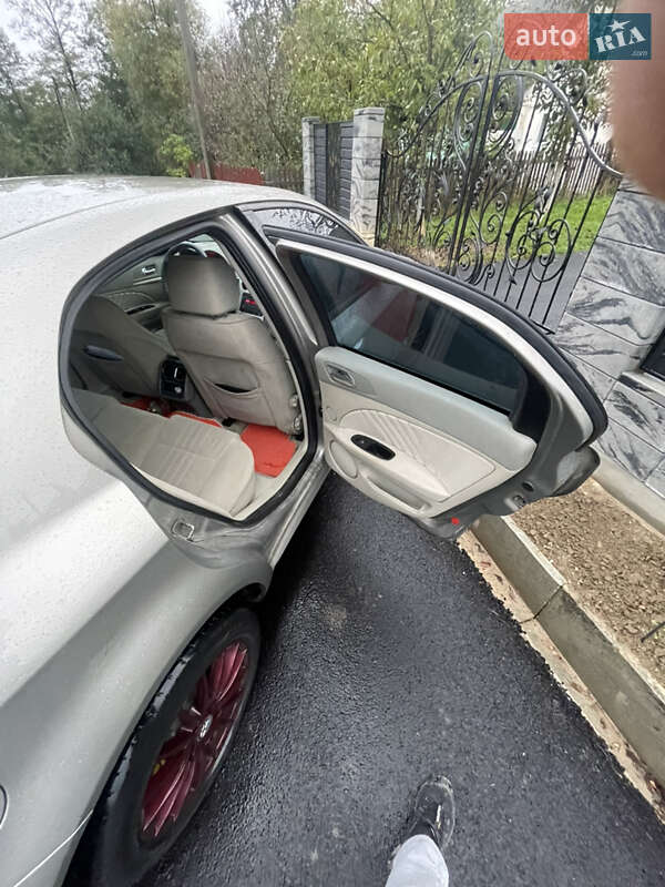 Седан Alfa Romeo 159 2006 в Івано-Франківську