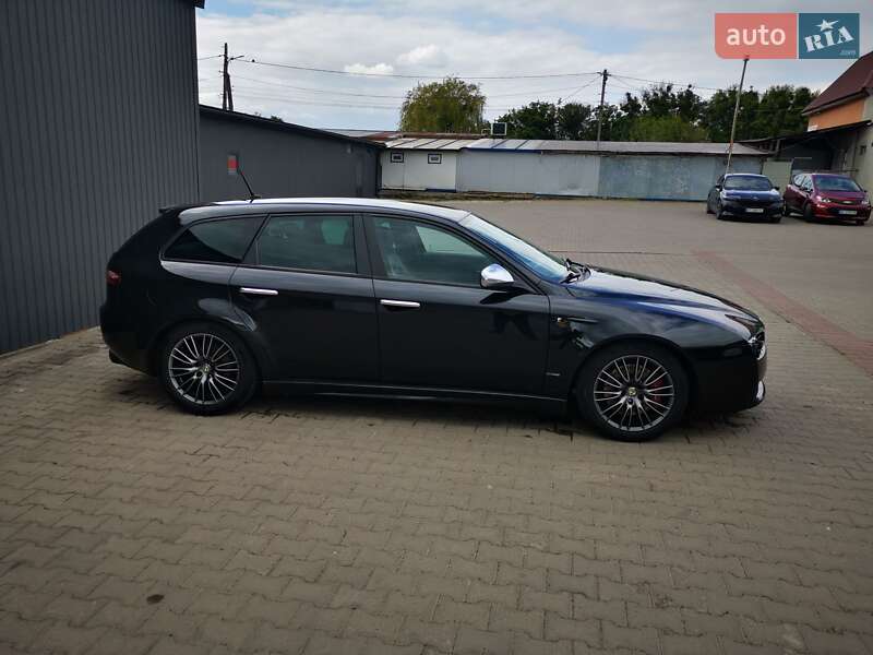 Универсал Alfa Romeo 159 2008 в Турке фото 2 Универсал Alfa Romeo 159 2008 в Турке