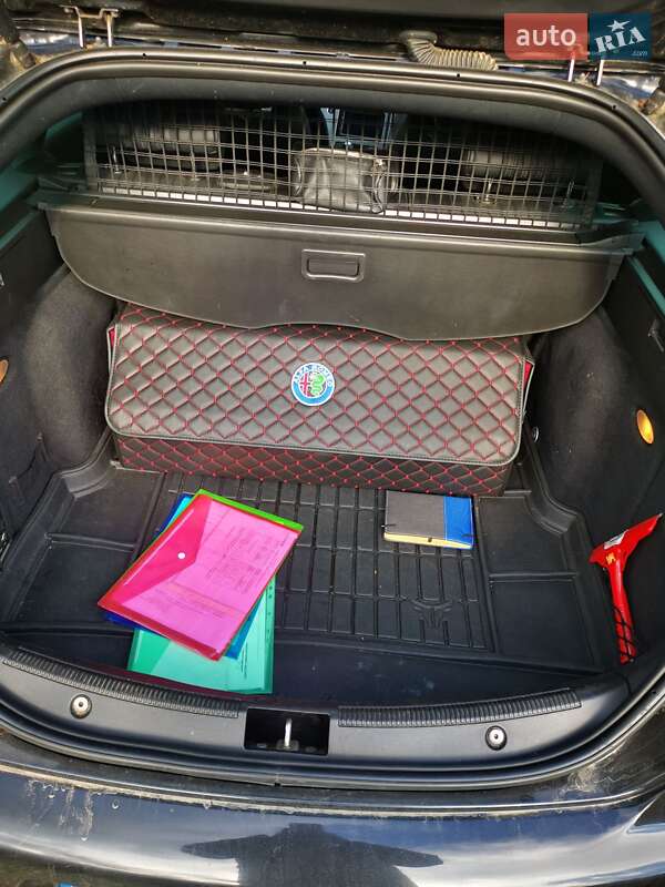 Универсал Alfa Romeo 159 2008 в Турке фото 13 Универсал Alfa Romeo 159 2008 в Турке