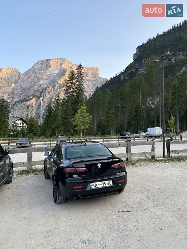 Седан Alfa Romeo 159 2007 в Киеве