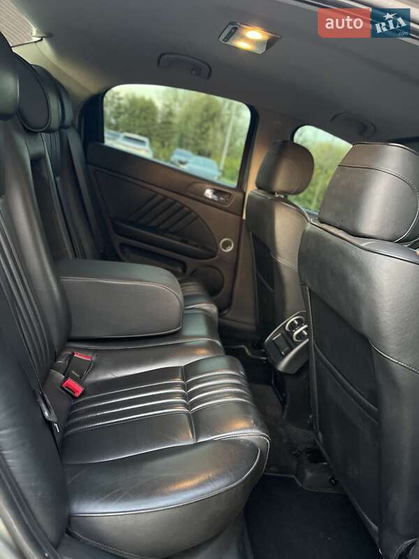 Седан Alfa Romeo 159 2007 в Львове