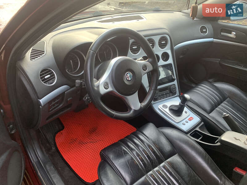 Седан Alfa Romeo 159 2007 в Киеве фото 10 Седан Alfa Romeo 159 2007 в Киеве