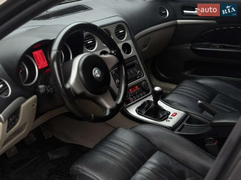 Седан Alfa Romeo 159 2007 в Каменец-Подольском