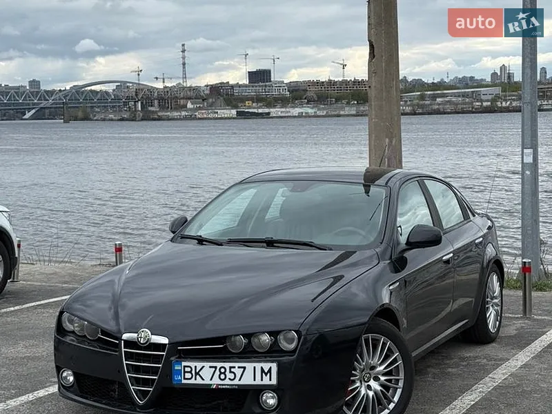 Alfa Romeo 159