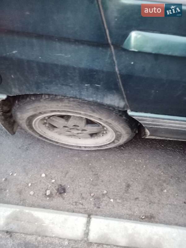 Седан Alfa Romeo 164 1988 в Кременчуці