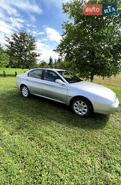 Седан Alfa Romeo 166 2000 в Косове