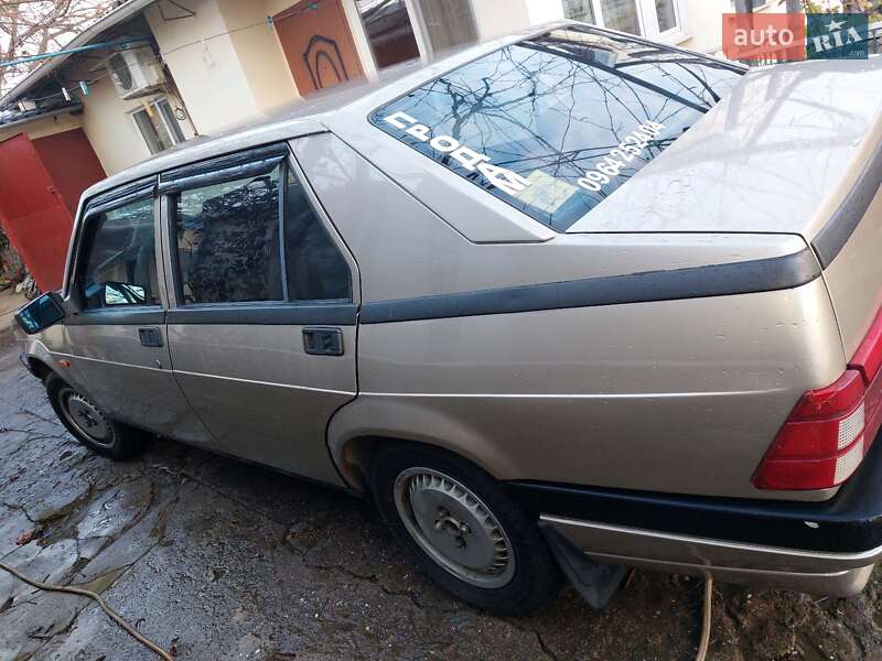 Седан Alfa Romeo 75 1990 в Одесі