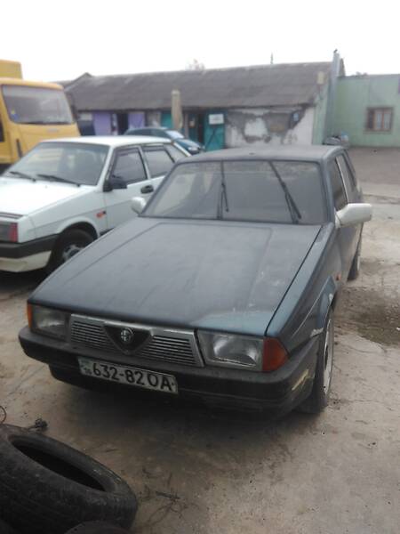 Alfa Romeo 75 1991