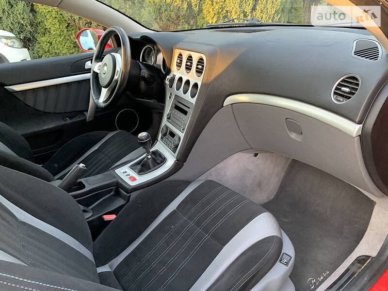 Купе Alfa Romeo Brera 2006 в Львові