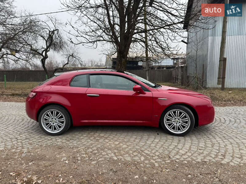 Купе Alfa Romeo Brera 2006 в Бедевлі