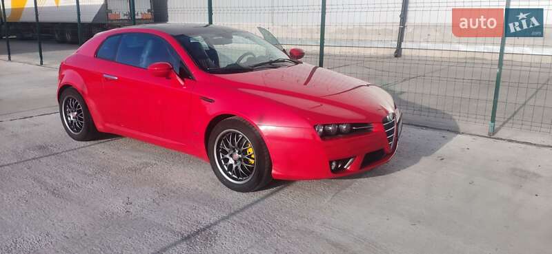 Купе Alfa Romeo Brera 2006 в Броварах