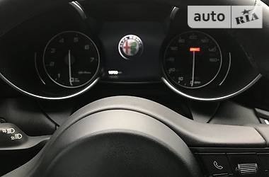 Седан Alfa Romeo Giulia 2016 в Киеве