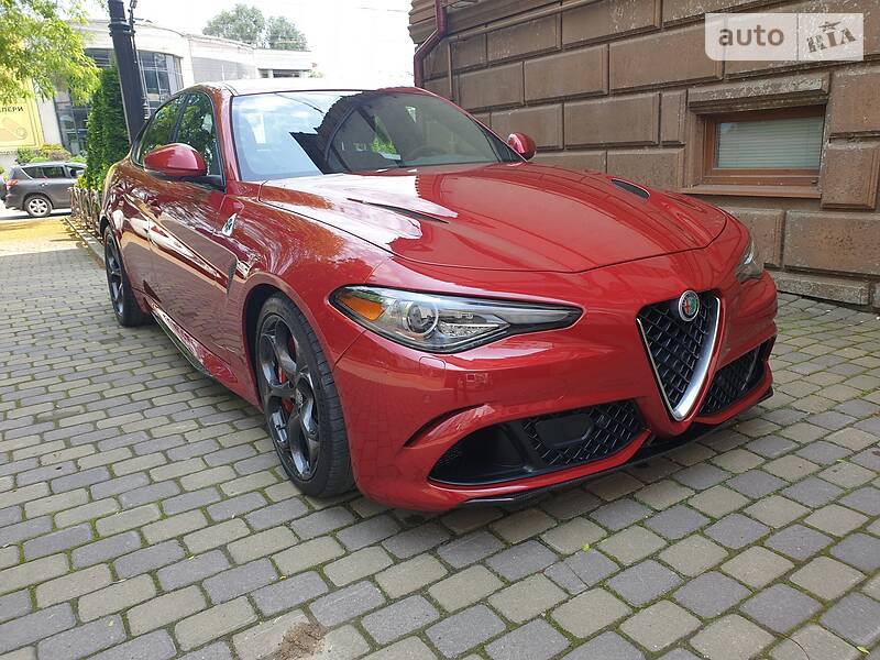 Седан Alfa Romeo Giulia 2017 в 
