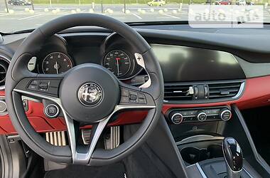 Седан Alfa Romeo Giulia 2017 в Львові