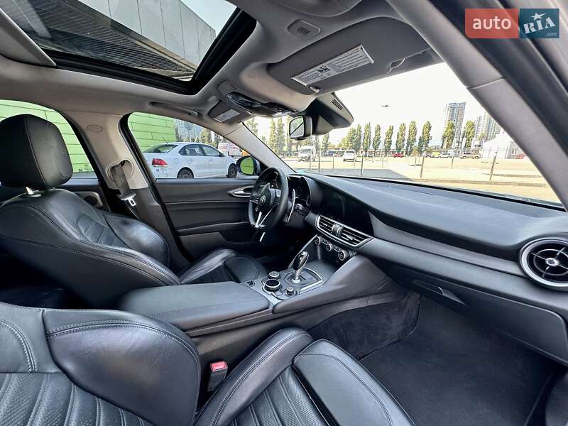 Седан Alfa Romeo Giulia 2017 в Харкові