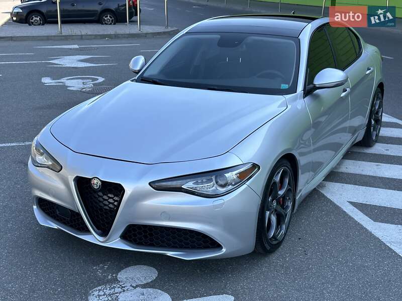 Седан Alfa Romeo Giulia 2017 в Харкові